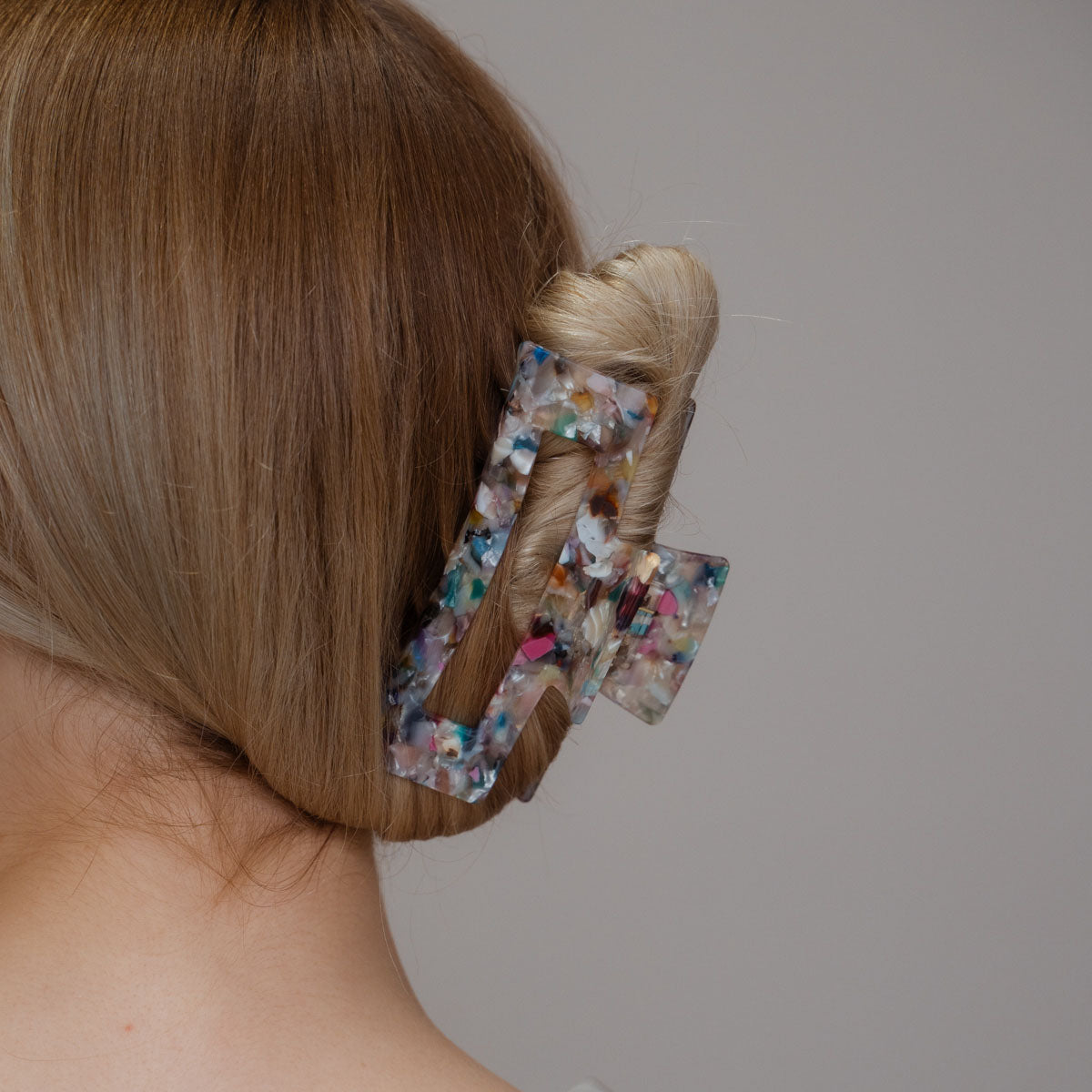 Claide Selma nachhaltige Haarklammer Frisur - Foto 5