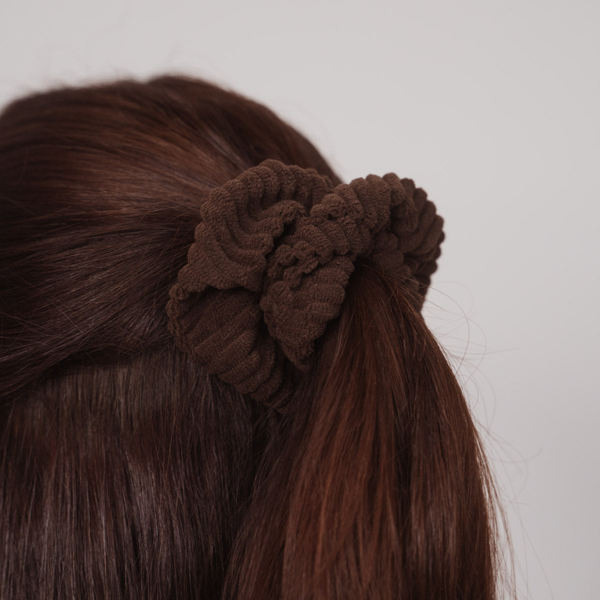 Claide Louve Scrunchie Frisur - Foto 7