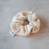 Claide Elaine Scrunchie Beige Flatlay - Foto 6