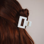 Claide Nera Haarklammer Frisur - Bild 5