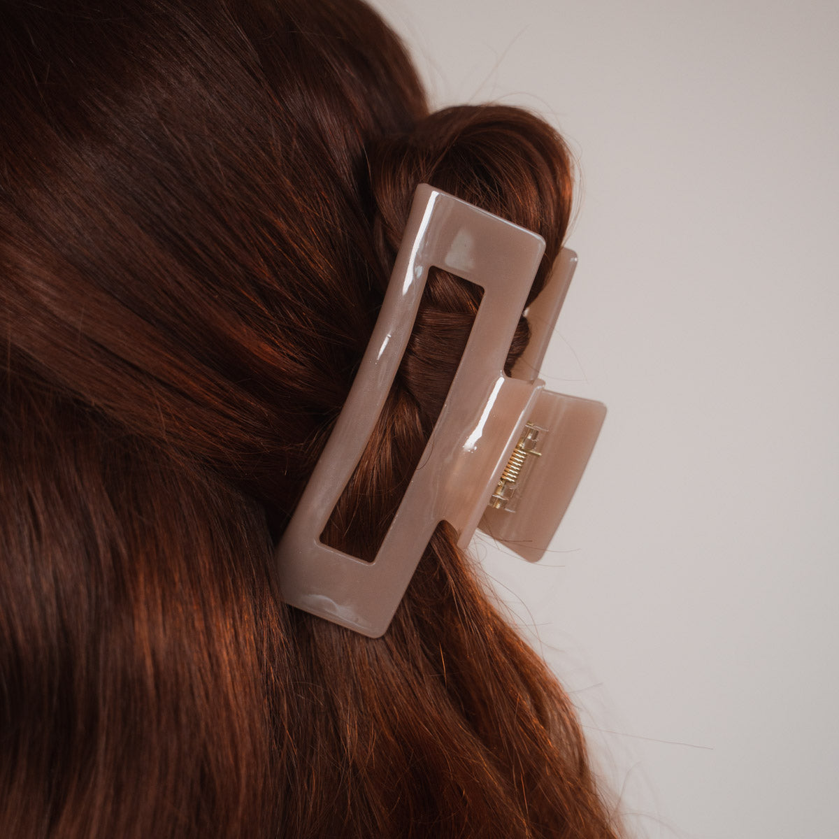 Claide Ambre Haarklammer Frisur - Bild 4