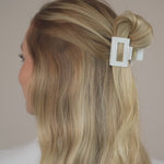 Claide Nera Haarklammer Frisur - Video 1