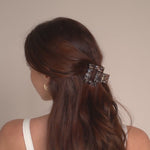 Claide nachhaltige Bea Haarklammer Frisur - Video 1