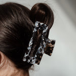 Josefine Haarklammer im Detail - die perfekten Accessoires für jeden Haarstil