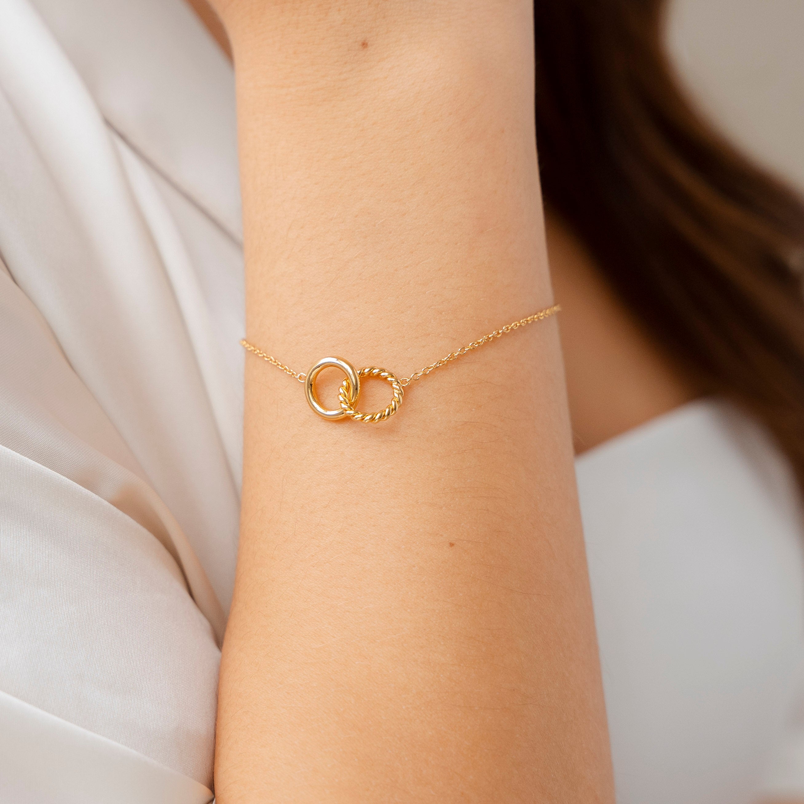Faith Armband gold