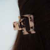 Elsa Haarklammer im Detail - bewundere die feine Verarbeitung und ihre Vielseitigkeit