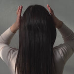 Alice Haarklammer im Einsatz - sehen Sie, wie einfach das Tragen der Haarklammer ist und wie gut sie in jedes Haar passt