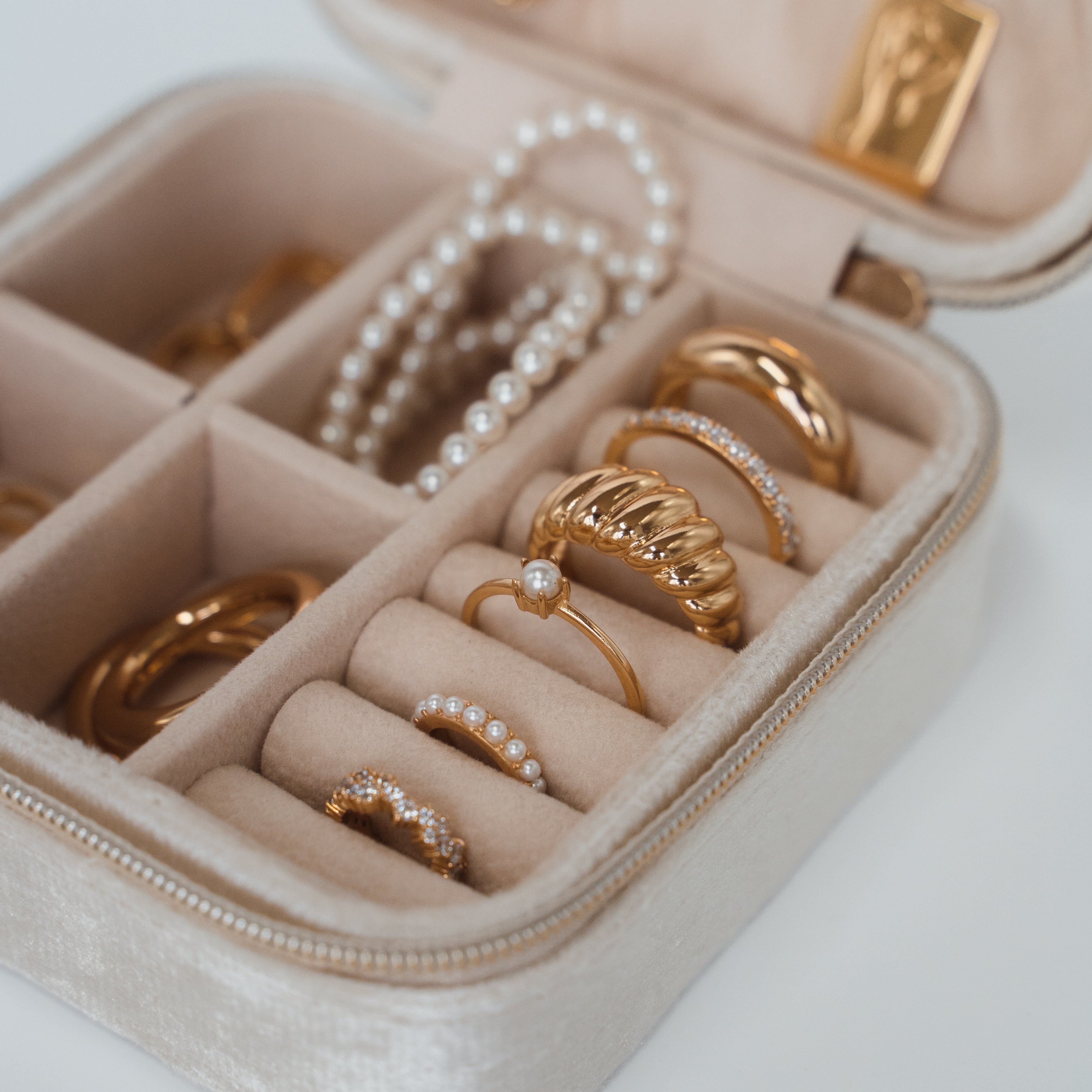 schmuck aufbewahren Schmuck aufbewahrung Travelbox – CLAIDE