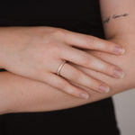 Kylie Ring gold getragen - Foto 4