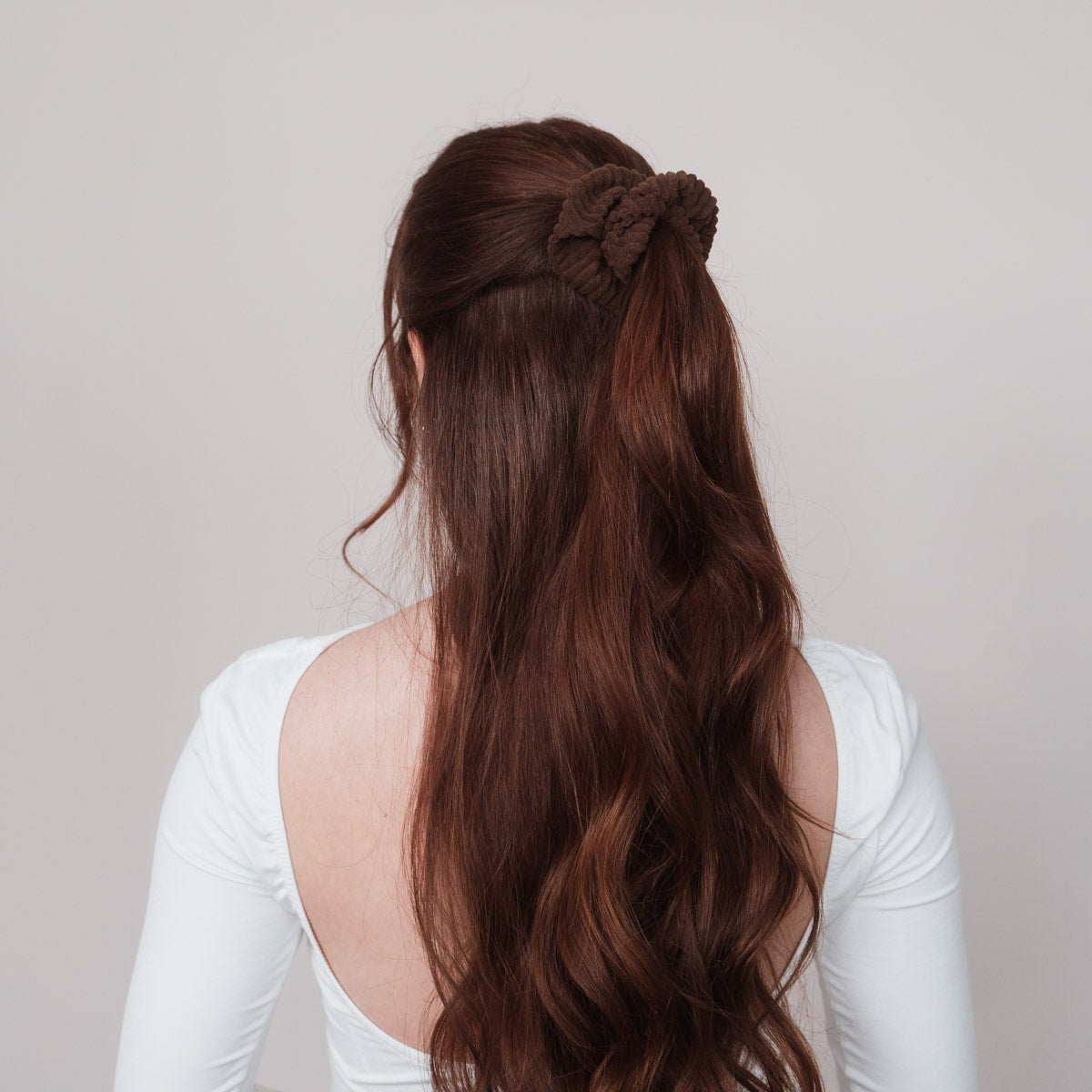 Claide Louve Scrunchie Frisur - Foto 2