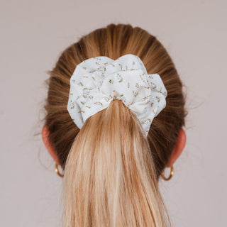 Levana Scrunchie