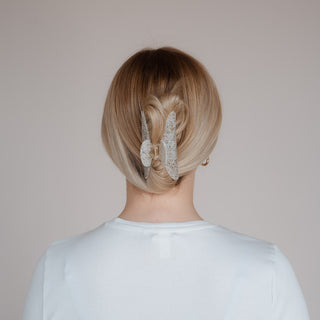 Perfekt gestyltes Haar mit der Cleo Haarklammer von Claide: Ihr Geheimnis für Eleganz