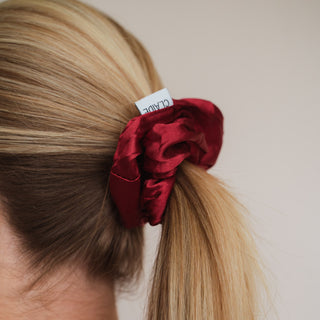 Elisabeth Scrunchie