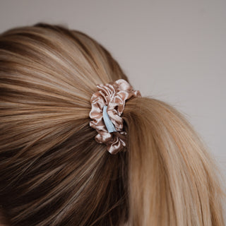 Nela Scrunchie