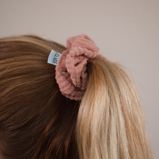 Claide Aline Scrunchie Frisur - Bild 3