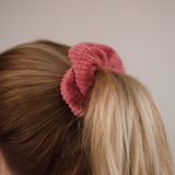Claide Penélope Scrunchie Frisur - Bild 6