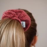 Claide Penélope Scrunchie Frisur - Bild 8