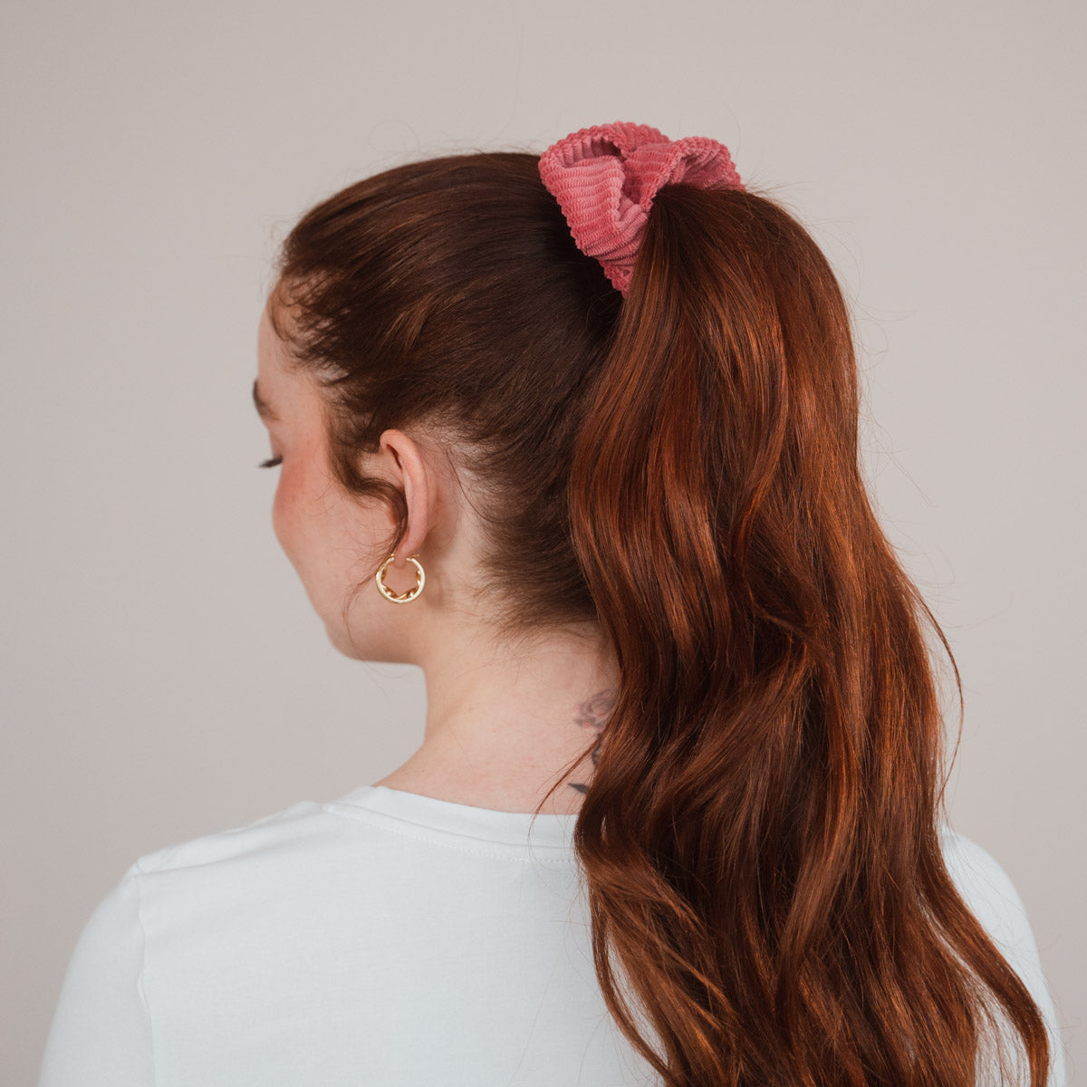 Claide Penélope Scrunchie Frisur - Bild 5