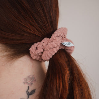 Claide Aline Scrunchie Frisur - Bild 7