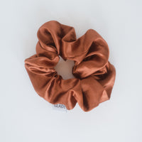 Claide Constance Scrunchie – Luxuriöses Haaraccessoire aus echter Seide