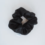 Claide Justine Scrunchie – Luxuriöses Haaraccessoire aus echter Seide