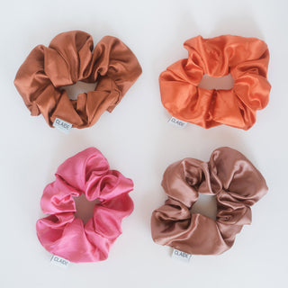 Claide Spring Scrunchies Bundle – Elegante Haaraccessoires aus Satin-Seide