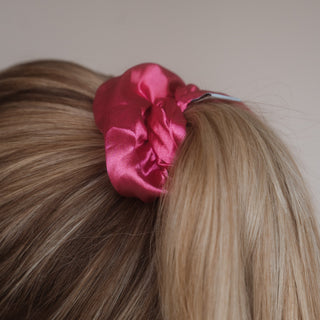 Claide Juliette Scrunchie – Ihr perfektes Accessoire für jeden Anlass mit echter Seide