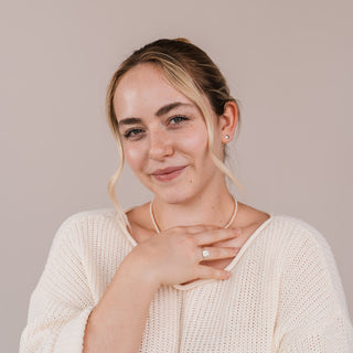 Nola Ohrstecker