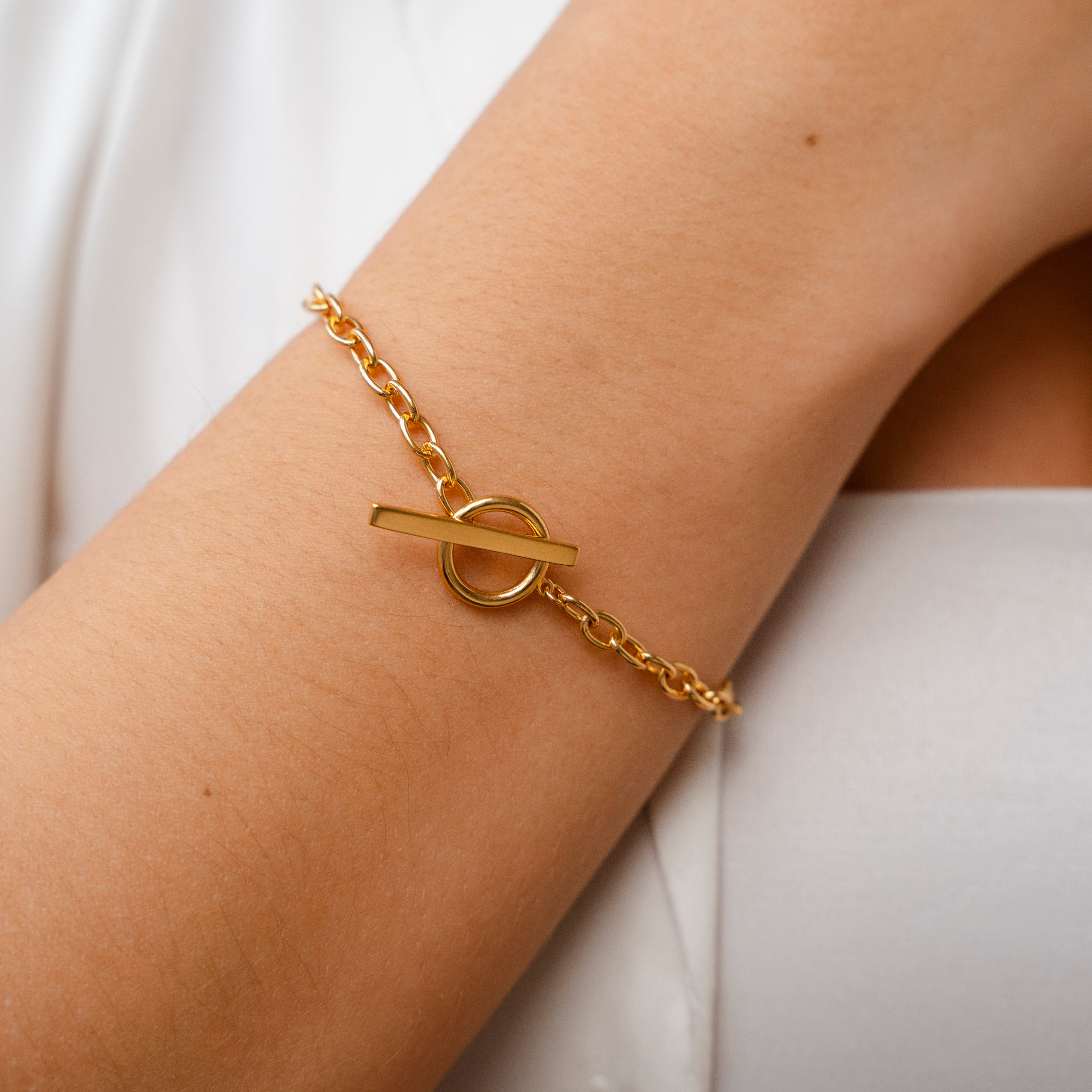 Alexis Armband Schmuck CLAIDE getragen